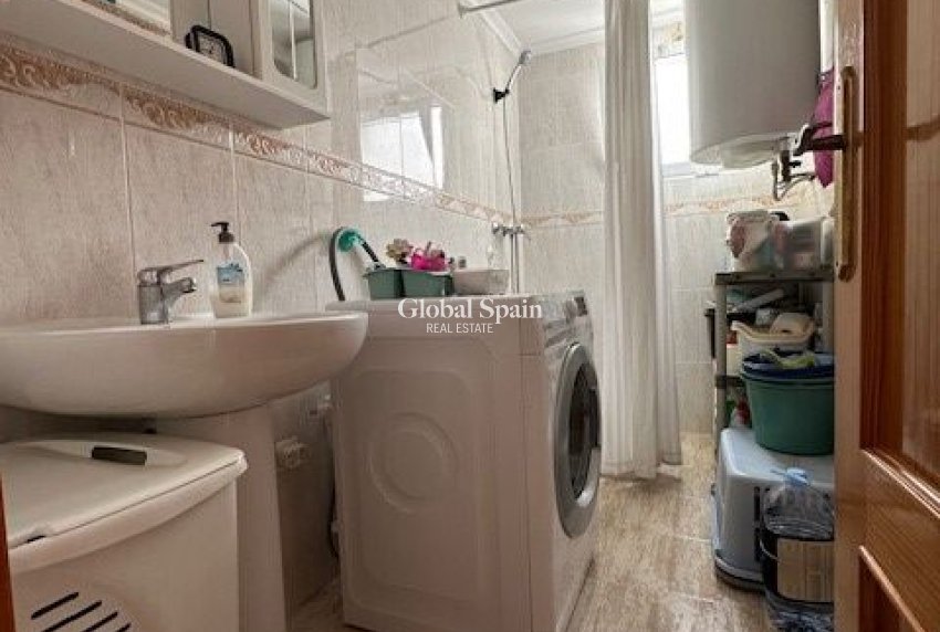 Wiederverkauf - WOHNUNG -
TORREVIEJA - Costa Blanca