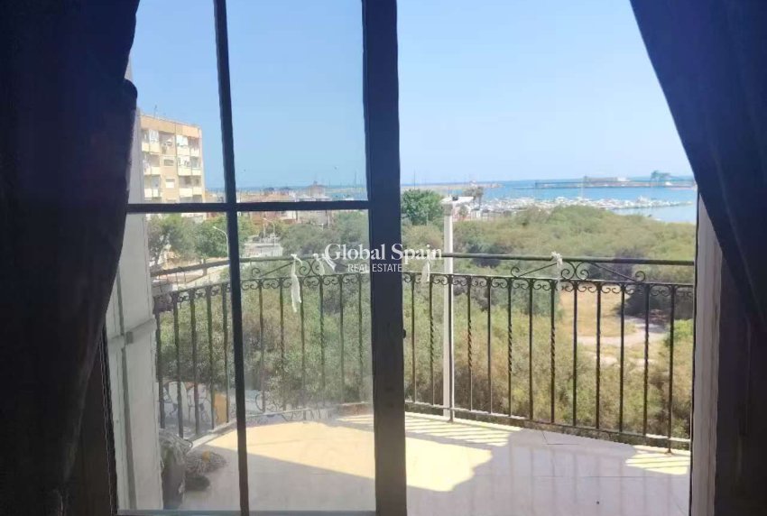 Wiederverkauf - WOHNUNG -
TORREVIEJA - Costa Blanca