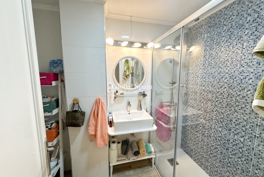 Wiederverkauf - WOHNUNG -
TORREVIEJA - Costa Blanca