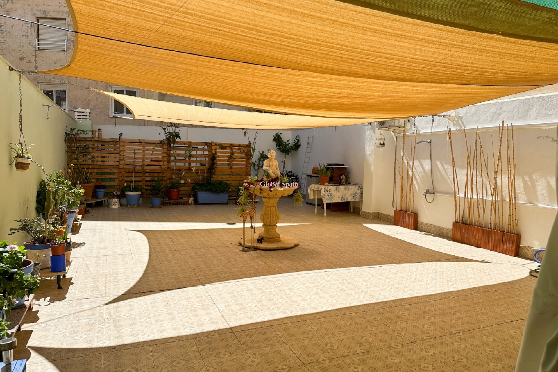 Wiederverkauf - WOHNUNG -
TORREVIEJA - Costa Blanca