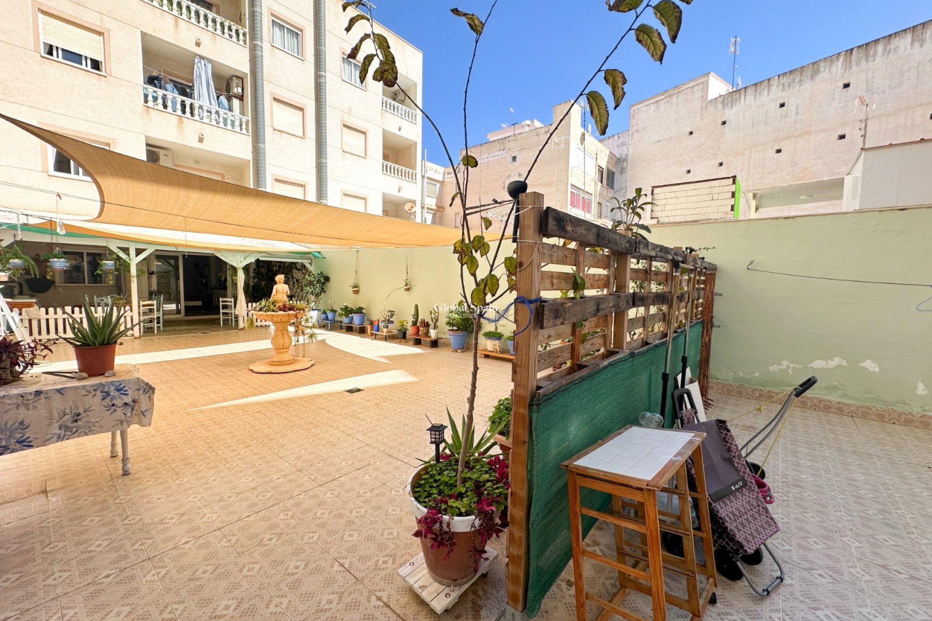 Wiederverkauf - WOHNUNG -
TORREVIEJA - Costa Blanca
