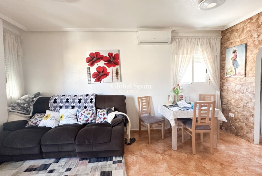 Wiederverkauf - WOHNUNG -
TORREVIEJA - Costa Blanca