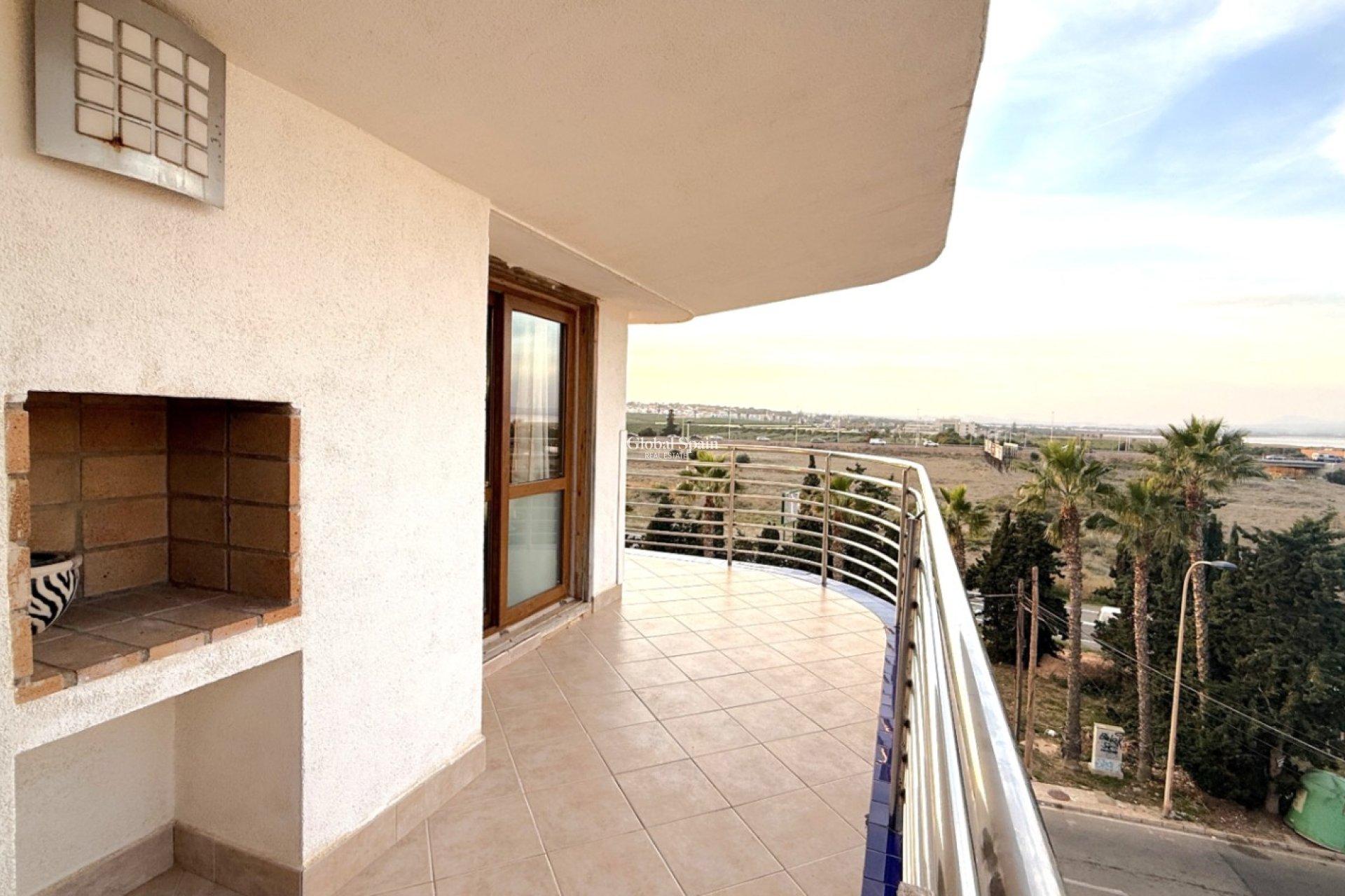 Wiederverkauf - WOHNUNG -
TORREVIEJA - Costa Blanca