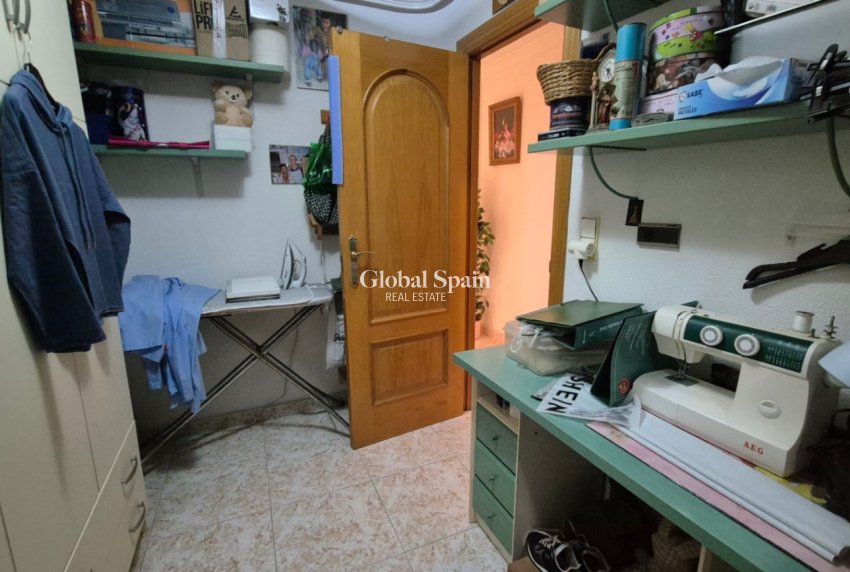 Wiederverkauf - WOHNUNG -
TORREVIEJA - Costa Blanca