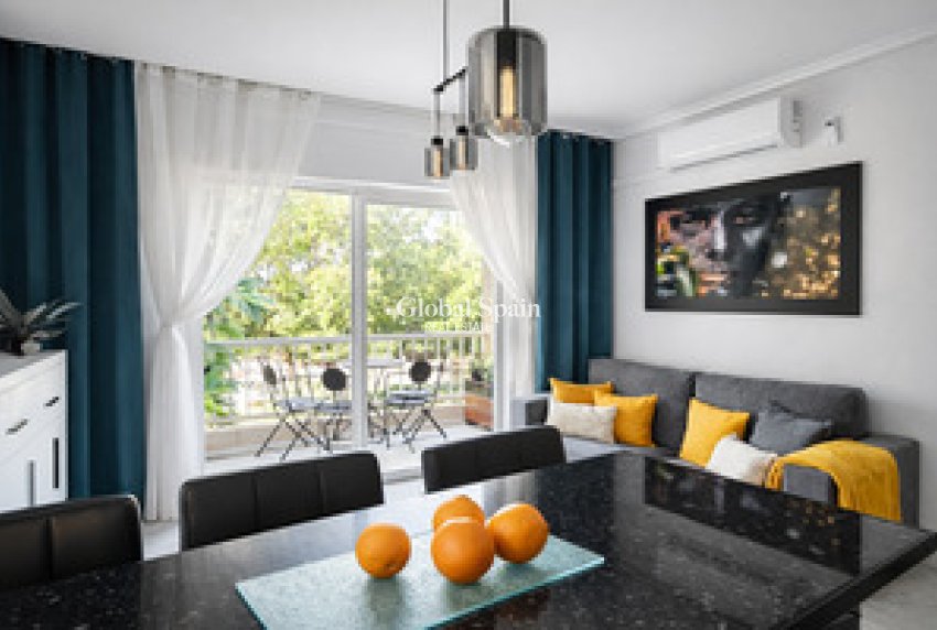 Wiederverkauf - WOHNUNG -
TORREVIEJA - Costa Blanca