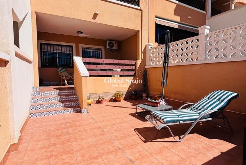 Wiederverkauf - WOHNUNG -
TORREVIEJA - Costa Blanca