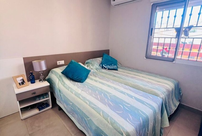 Wiederverkauf - WOHNUNG -
TORREVIEJA - Costa Blanca