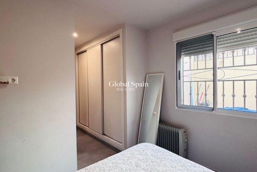 Wiederverkauf - WOHNUNG -
TORREVIEJA - Costa Blanca