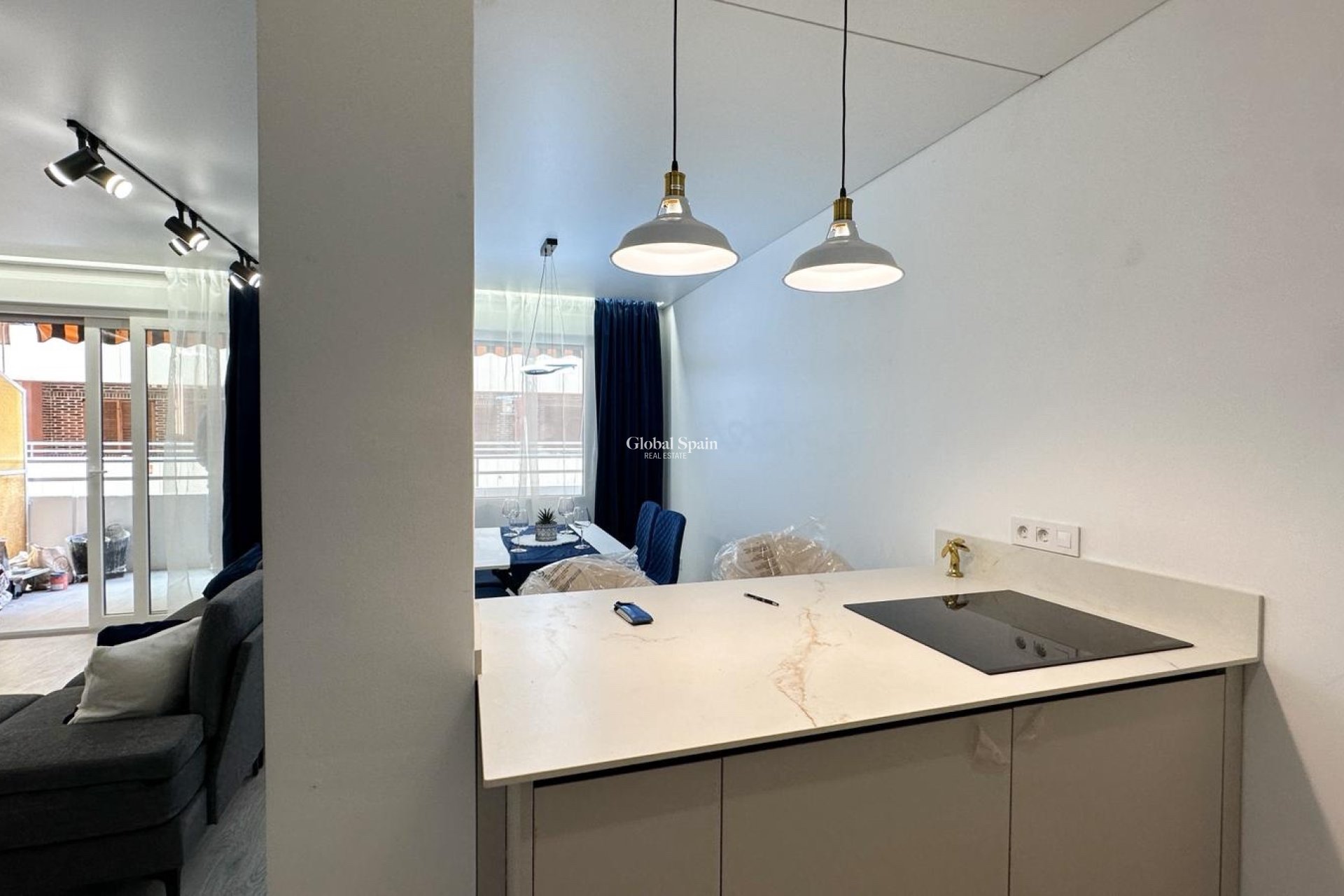 Wiederverkauf - WOHNUNG -
TORREVIEJA - Costa Blanca