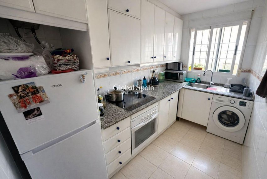 Wiederverkauf - WOHNUNG -
TORREVIEJA - Costa Blanca