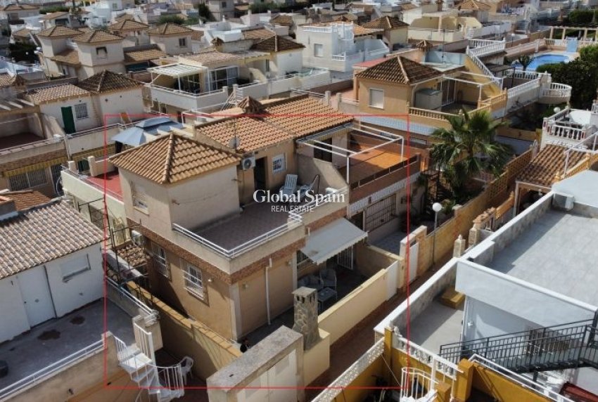 Wiederverkauf - WOHNUNG -
TORREVIEJA - Costa Blanca