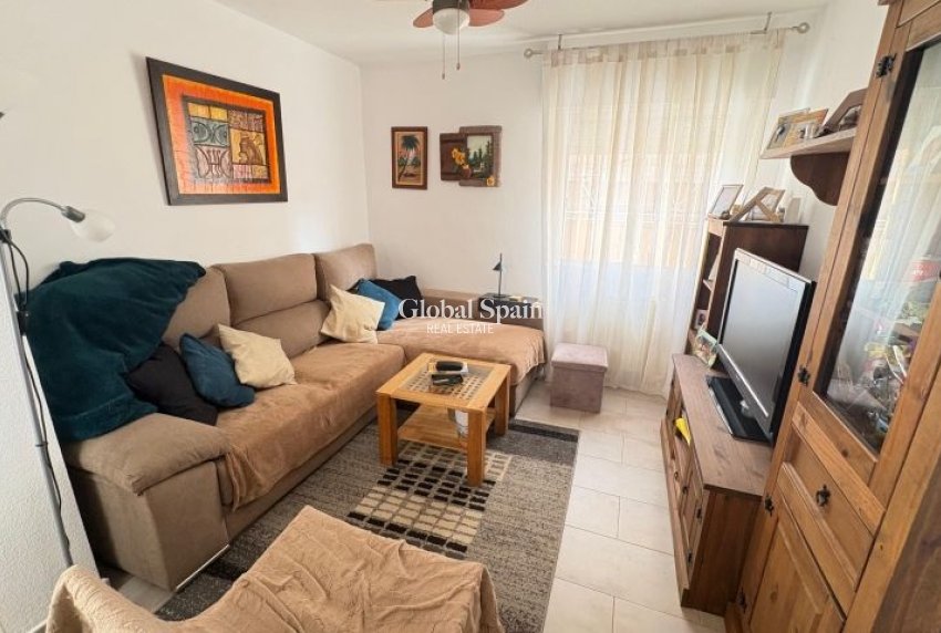 Wiederverkauf - WOHNUNG -
TORREVIEJA - Costa Blanca