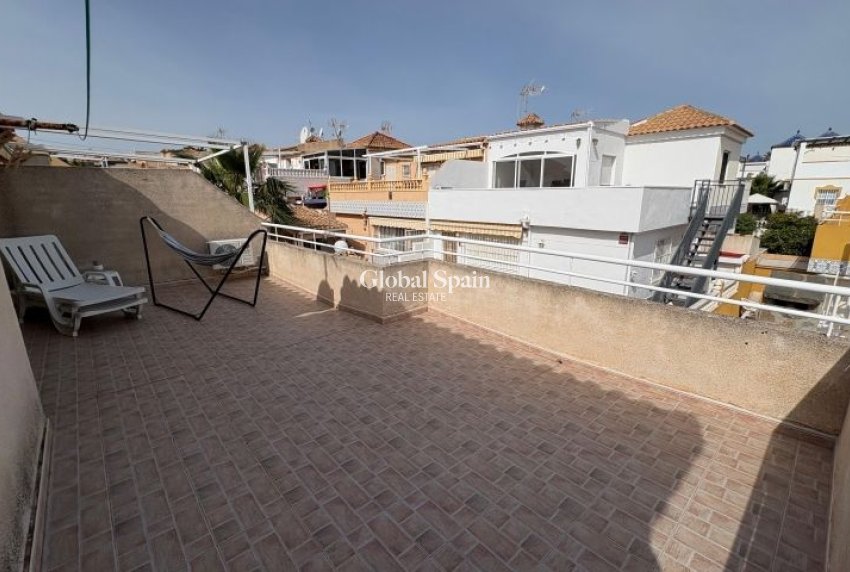 Wiederverkauf - WOHNUNG -
TORREVIEJA - Costa Blanca