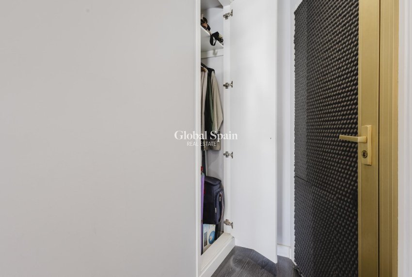 Wiederverkauf - WOHNUNG -
TORREVIEJA - Costa Blanca