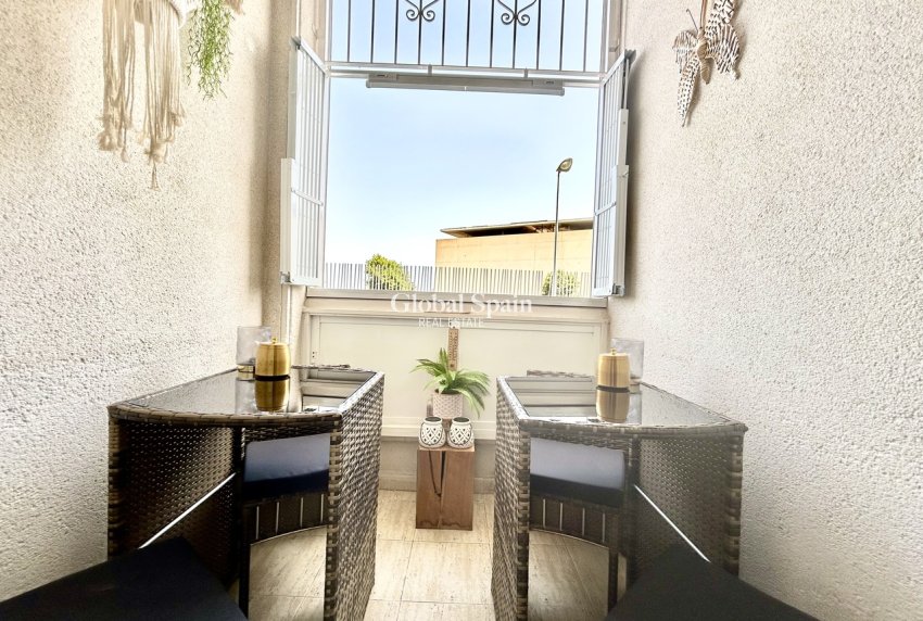 Wiederverkauf - WOHNUNG -
TORREVIEJA - Costa Blanca