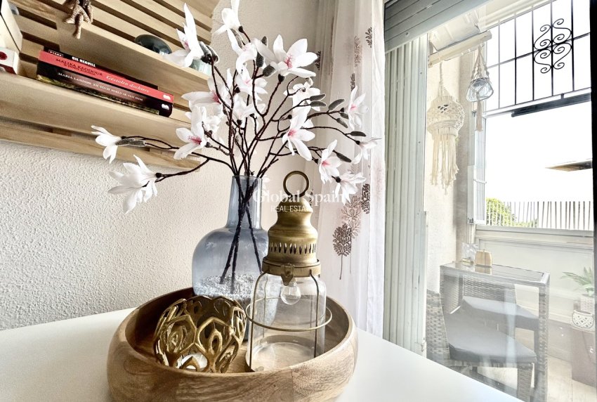 Wiederverkauf - WOHNUNG -
TORREVIEJA - Costa Blanca