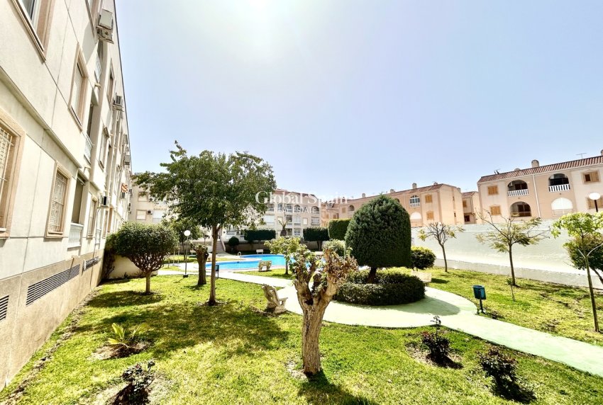 Wiederverkauf - WOHNUNG -
TORREVIEJA - Costa Blanca