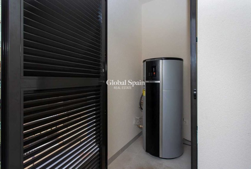 Wiederverkauf - WOHNUNG -
TORREVIEJA - Costa Blanca