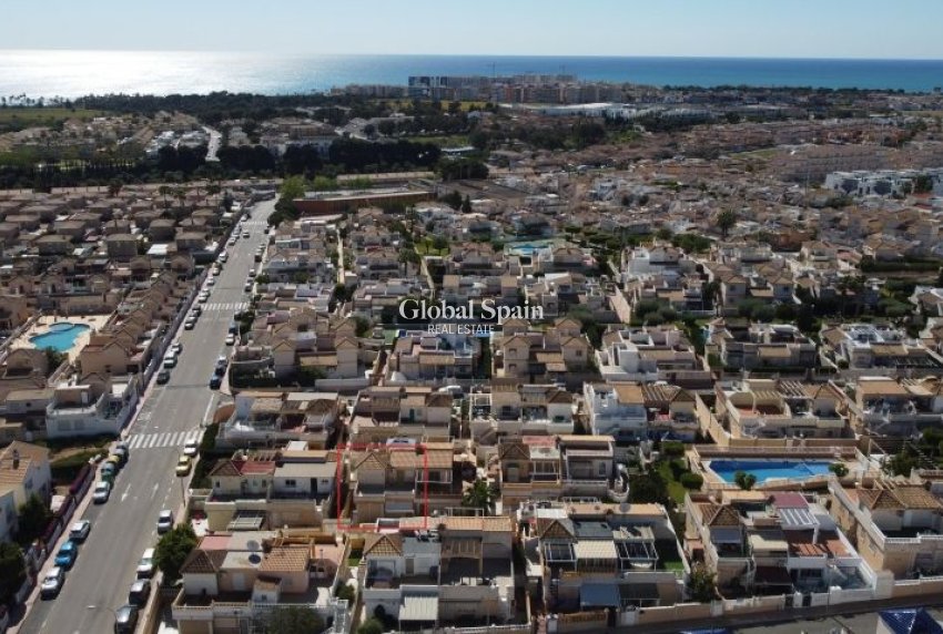 Wiederverkauf - WOHNUNG -
TORREVIEJA - Costa Blanca