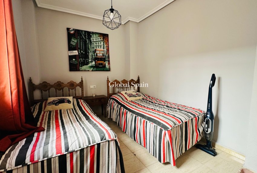 Wiederverkauf - WOHNUNG -
TORREVIEJA - Costa Blanca