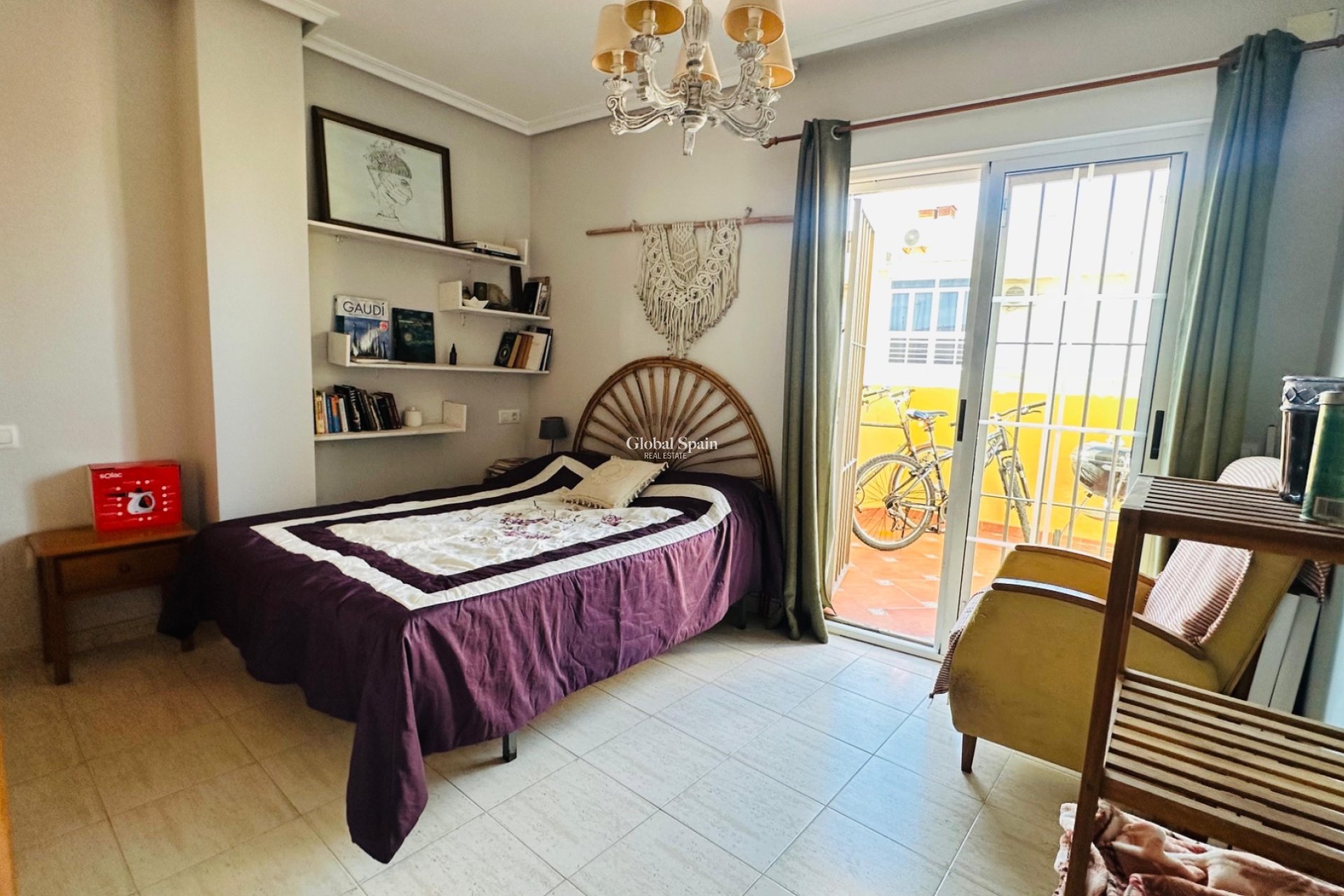 Wiederverkauf - WOHNUNG -
TORREVIEJA - Costa Blanca
