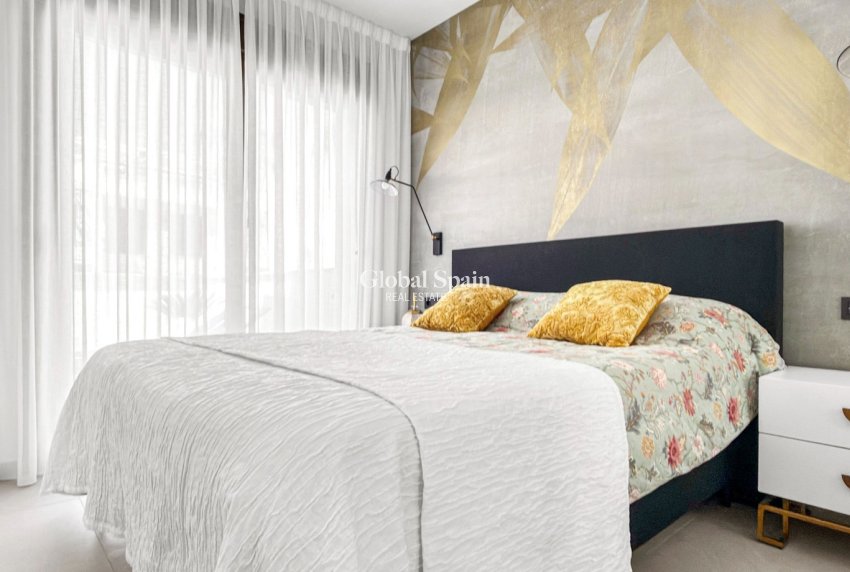 Wiederverkauf - WOHNUNG -
TORREVIEJA - Costa Blanca