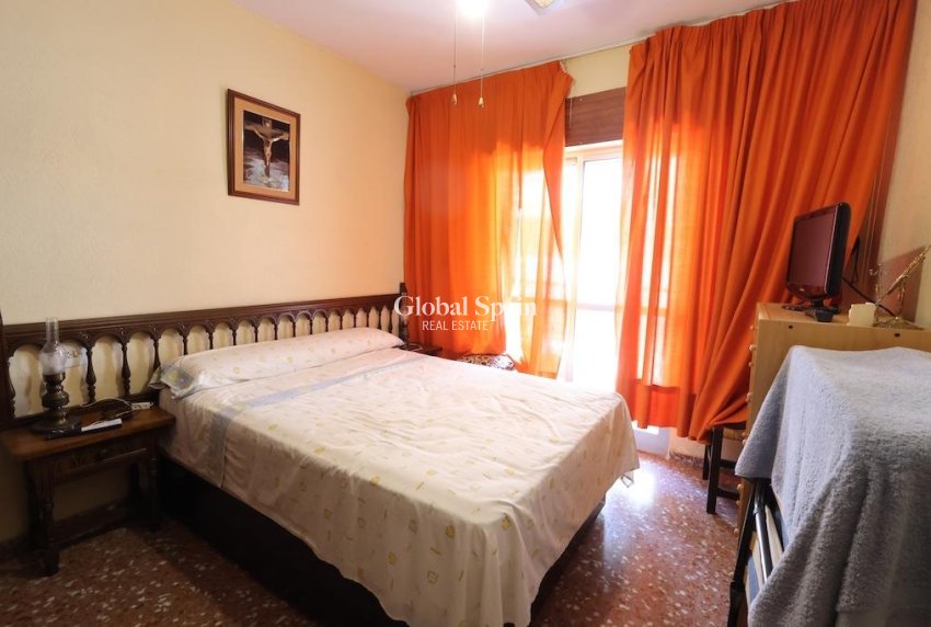 Wiederverkauf - WOHNUNG -
TORREVIEJA - Costa Blanca