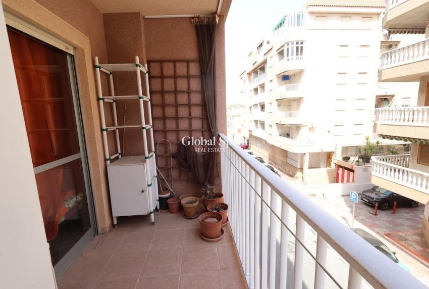 Wiederverkauf - WOHNUNG -
TORREVIEJA - Costa Blanca