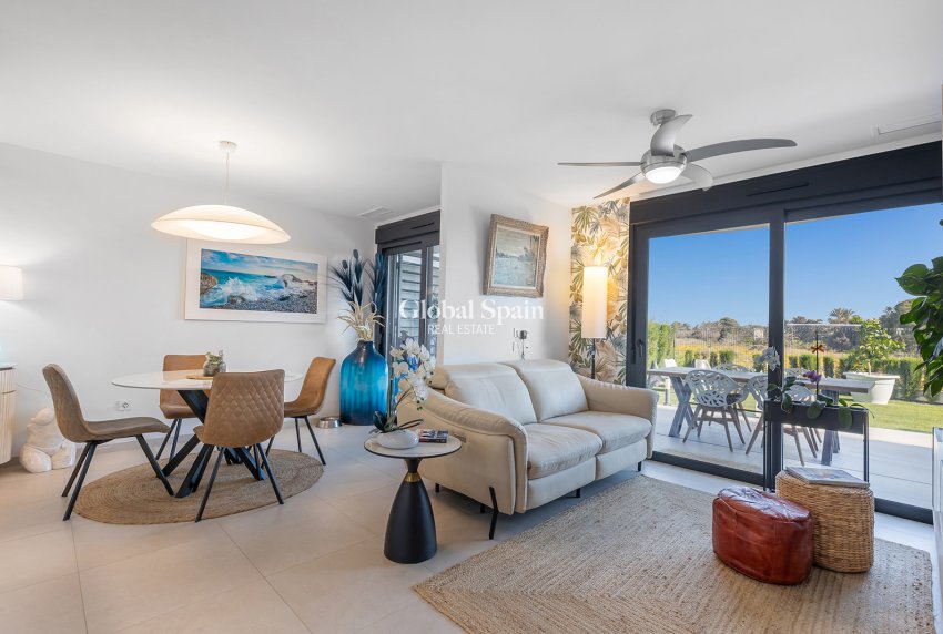 Wiederverkauf - WOHNUNG -
TORREVIEJA - Costa Blanca