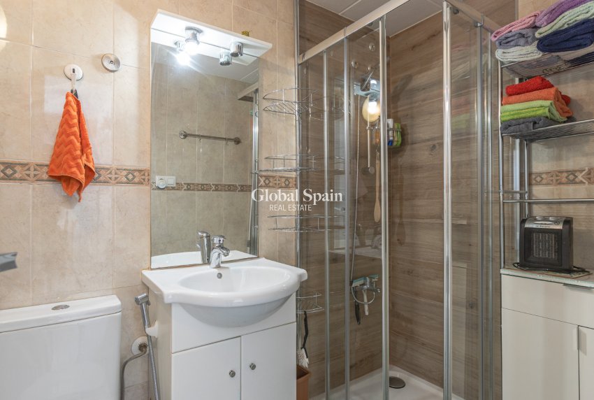 Wiederverkauf - WOHNUNG -
TORREVIEJA - Costa Blanca