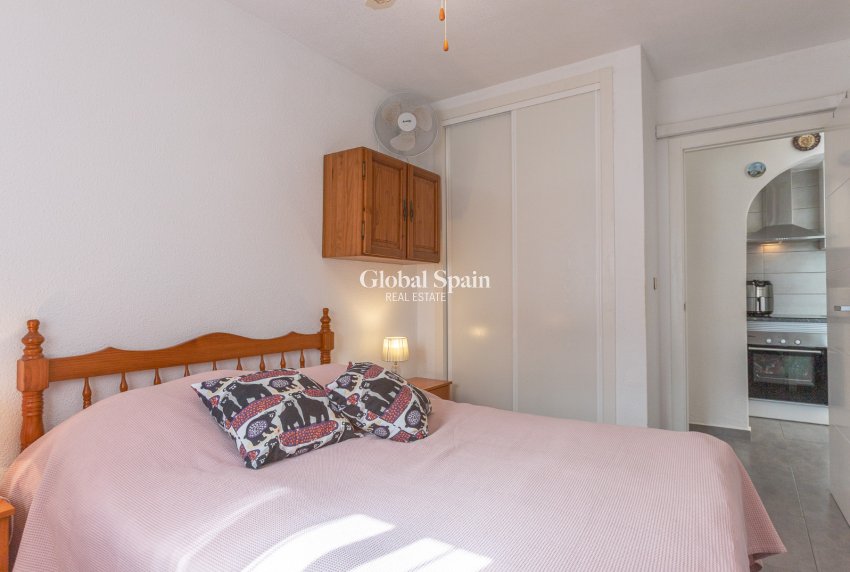 Wiederverkauf - WOHNUNG -
TORREVIEJA - Costa Blanca