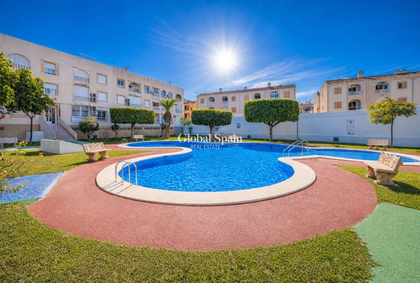 Wiederverkauf - WOHNUNG -
TORREVIEJA - Costa Blanca