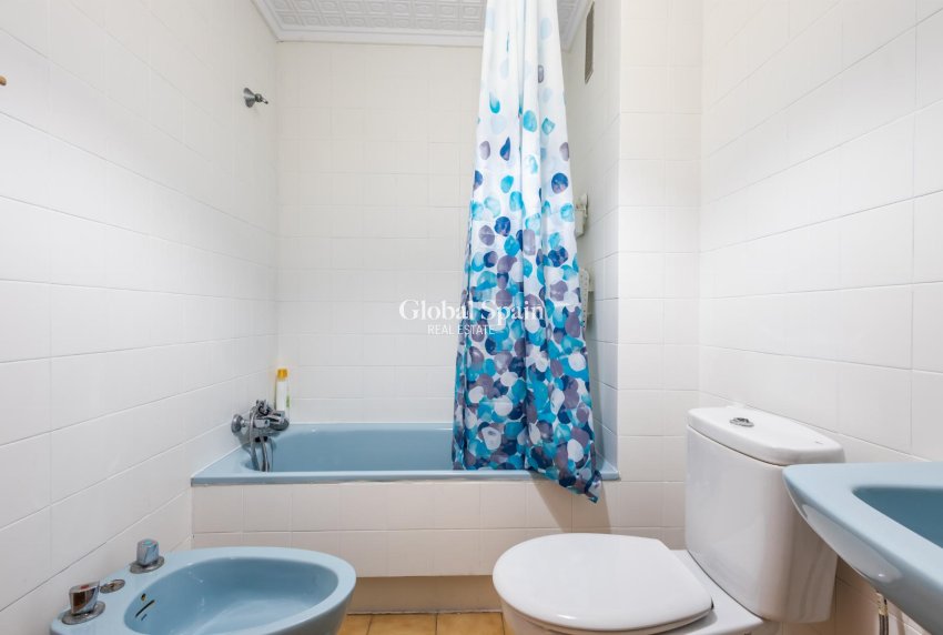 Wiederverkauf - WOHNUNG -
TORREVIEJA - Costa Blanca