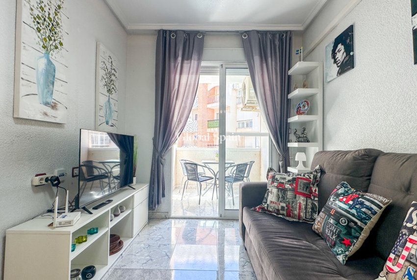 Wiederverkauf - WOHNUNG -
TORREVIEJA - Costa Blanca