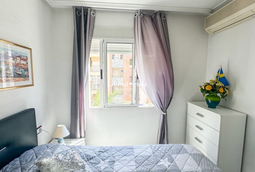 Wiederverkauf - WOHNUNG -
TORREVIEJA - Costa Blanca