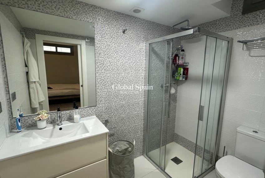 Wiederverkauf - WOHNUNG -
TORREVIEJA - Costa Blanca