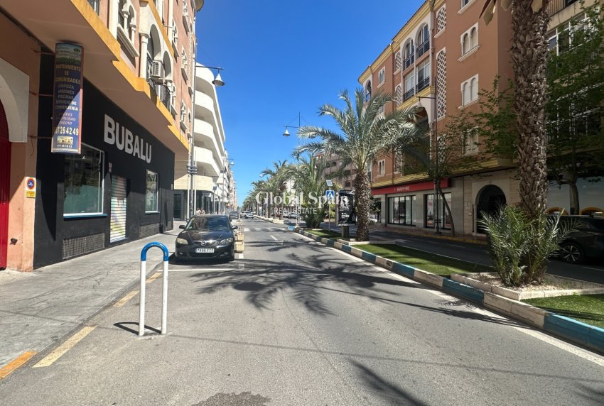 Wiederverkauf - WOHNUNG -
TORREVIEJA - Costa Blanca