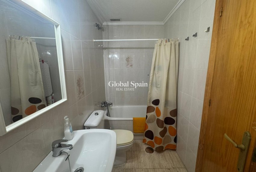 Wiederverkauf - WOHNUNG -
TORREVIEJA - Costa Blanca