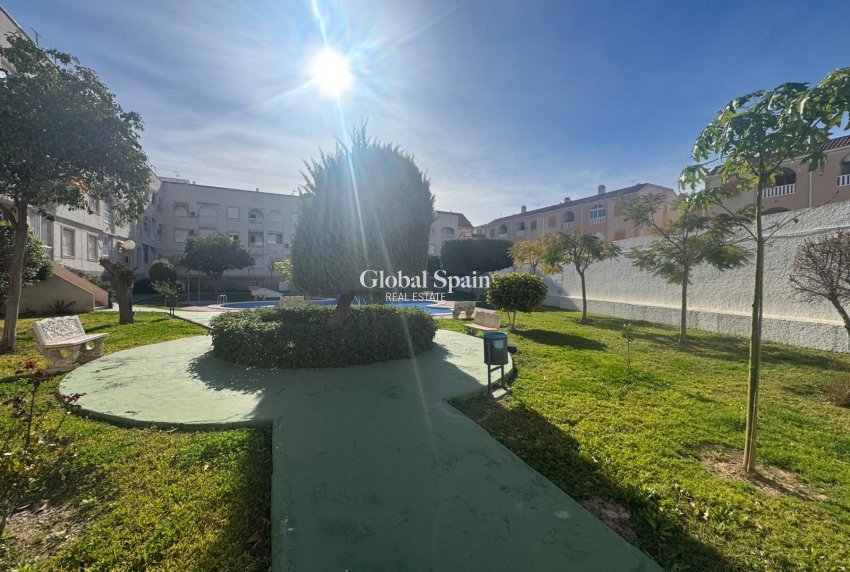Wiederverkauf - WOHNUNG -
TORREVIEJA - Costa Blanca