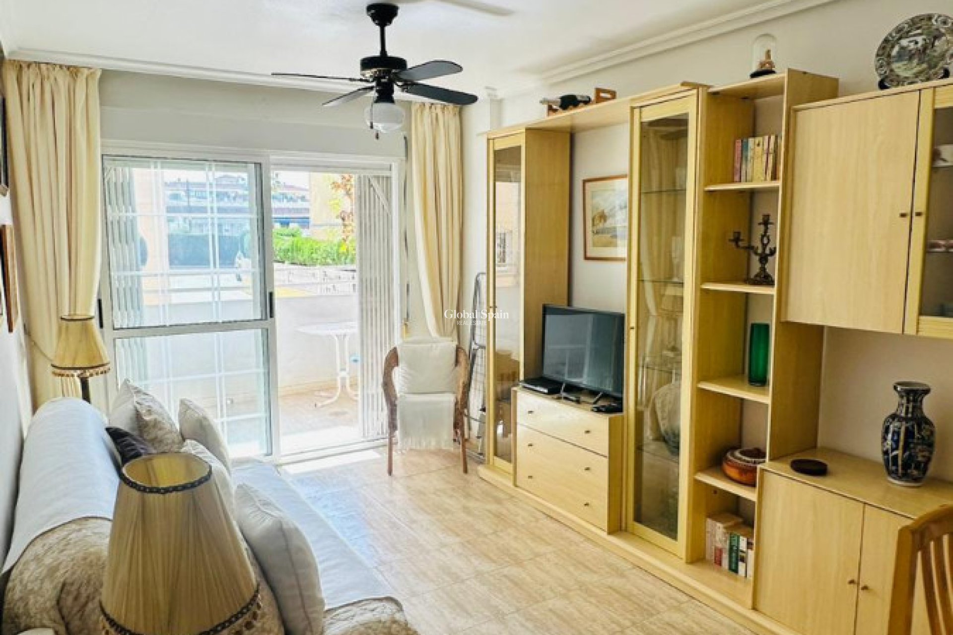 Wiederverkauf - WOHNUNG -
TORREVIEJA - Costa Blanca