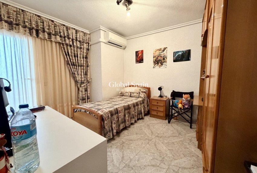 Wiederverkauf - WOHNUNG -
TORREVIEJA - Costa Blanca