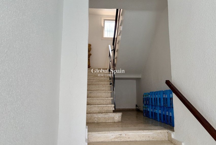 Wiederverkauf - WOHNUNG -
TORREVIEJA - Costa Blanca