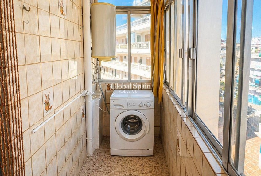 Wiederverkauf - WOHNUNG -
TORREVIEJA - Costa Blanca