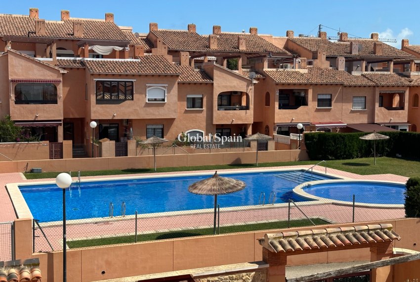 Wiederverkauf - WOHNUNG -
TORREVIEJA - Costa Blanca