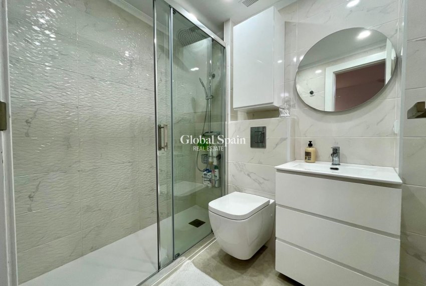 Wiederverkauf - WOHNUNG -
TORREVIEJA - Costa Blanca