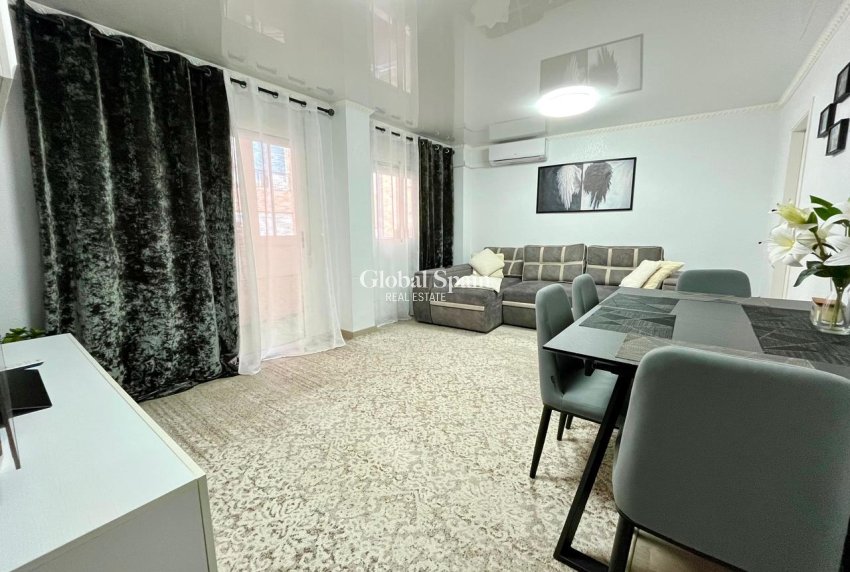 Wiederverkauf - WOHNUNG -
TORREVIEJA - Costa Blanca