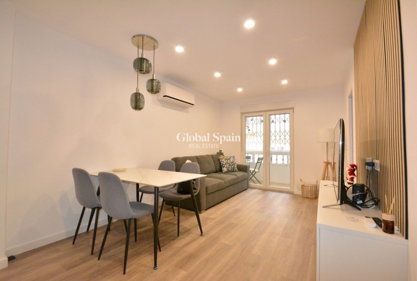 Wiederverkauf - WOHNUNG -
TORREVIEJA - Costa Blanca