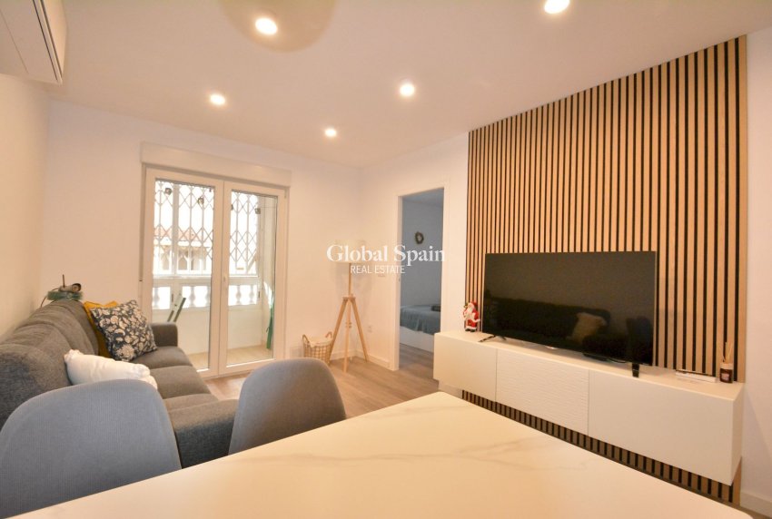 Wiederverkauf - WOHNUNG -
TORREVIEJA - Costa Blanca