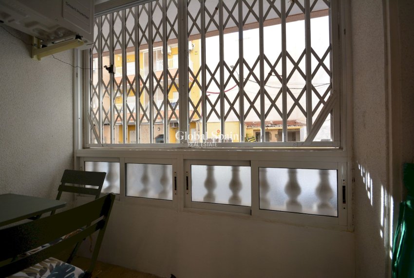 Wiederverkauf - WOHNUNG -
TORREVIEJA - Costa Blanca