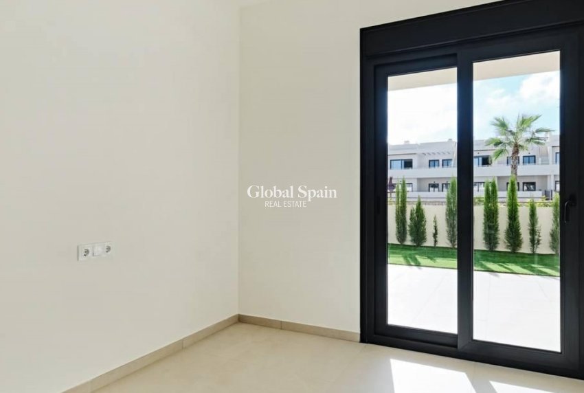 Wiederverkauf - WOHNUNG -
TORREVIEJA - Costa Blanca